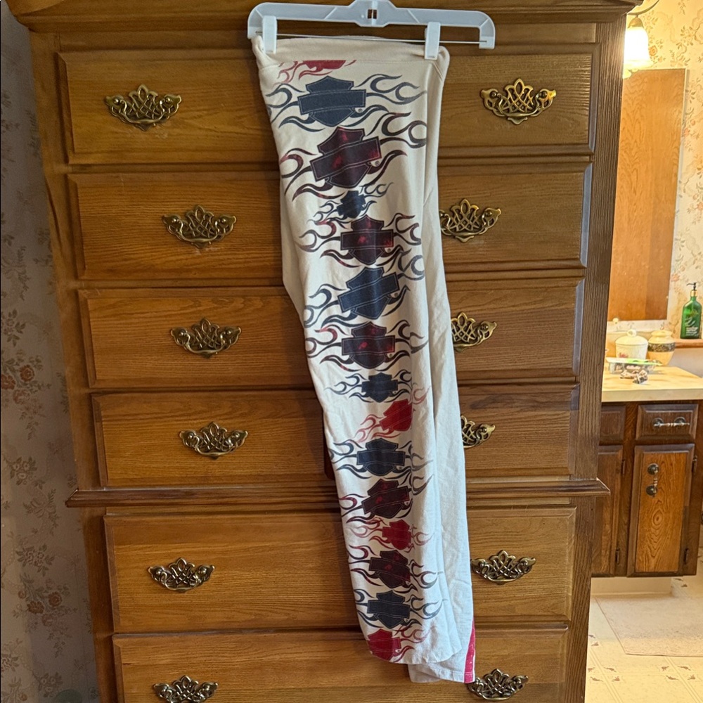 Harley-Davidson Cream Pants with Red and Black Graphics Flare Leg - Picture 8 of 8